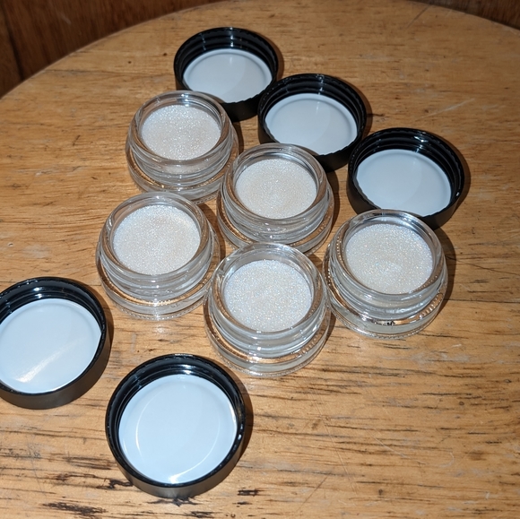 Fluide Other - Fluide Elysium Supernatural Silver Universal Gloss NWT NIB